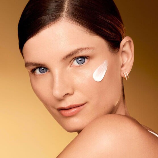 RE-NUTRIV CREME ULT DIAMOND SCULPT TRANS